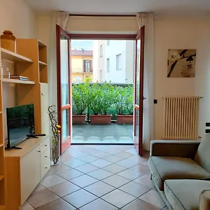 Apartment La Casa Di Giovanni, Como
