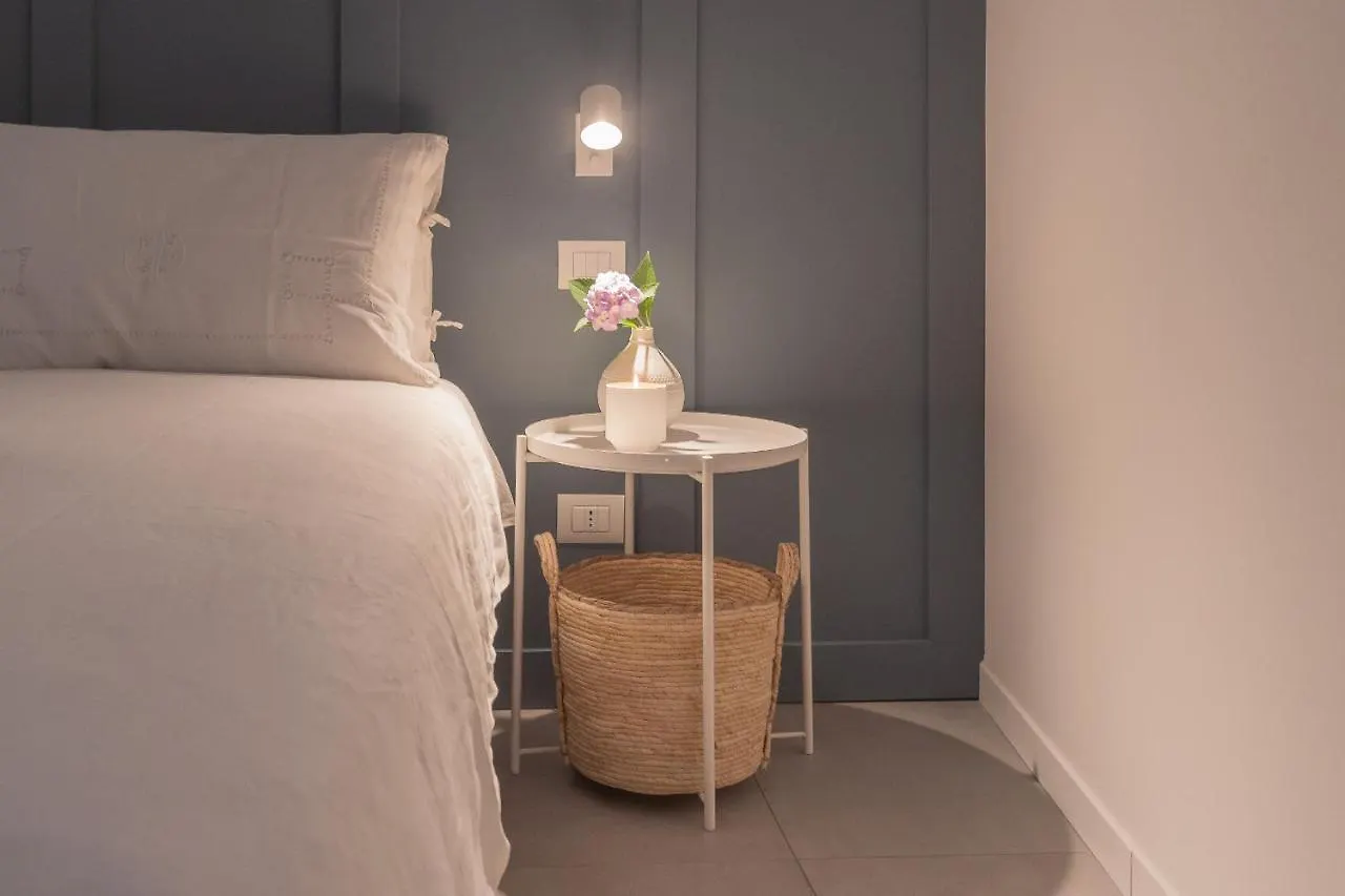 Ginepro & Salvia Apartments In Como By Rent All Como